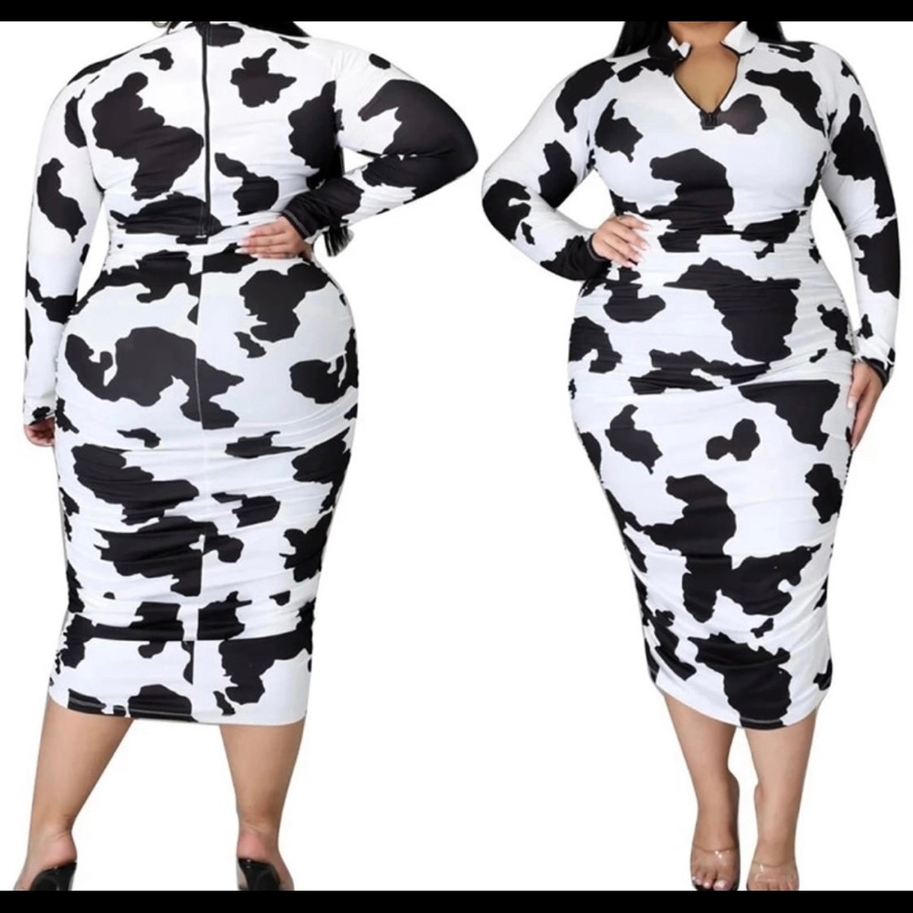 Cow Print Spandex Mock Neck Body Dress size Large fit’s Med-XL.